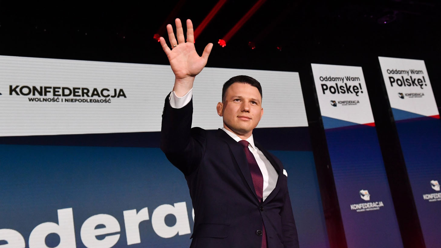 Hej, Rafał, debatę może prowadzić choćby szefowa Twojego sztabu!