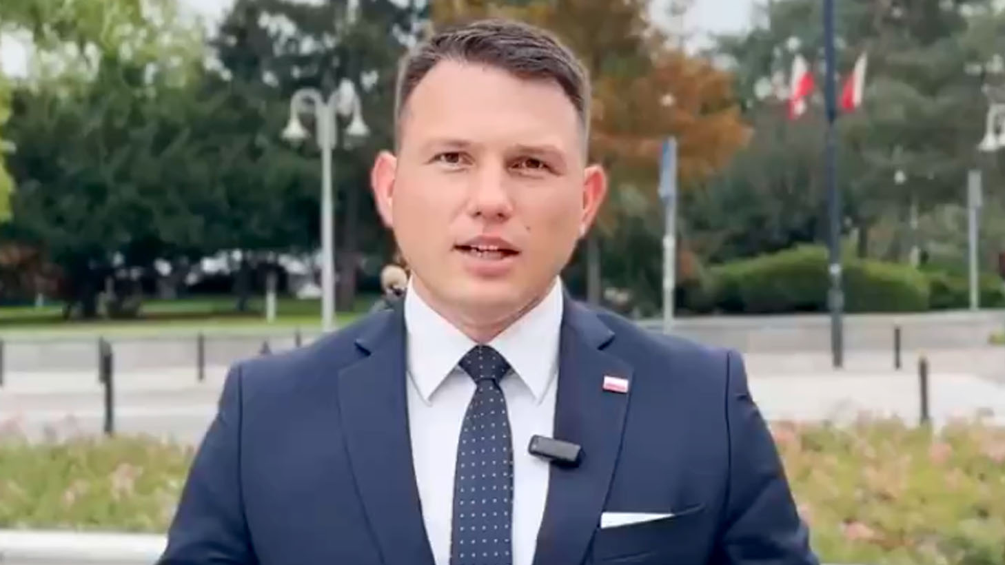 Tusk nie chciał psuć swojego wizerunku i naraził na śmierć i utratę majątku wielu Polaków!