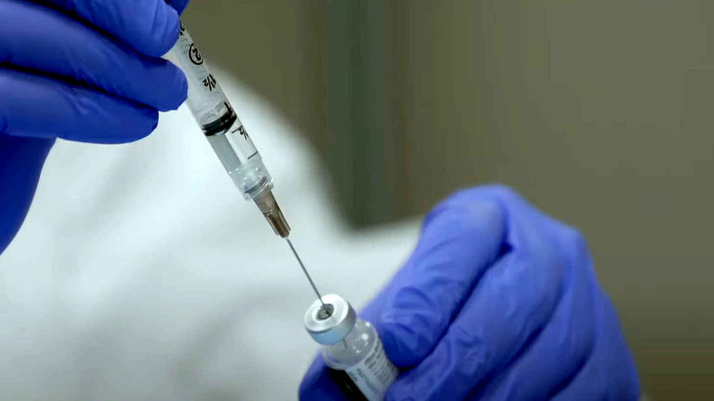 Interes lobby farmaceutycznego ważniejszy niż interes obywateli