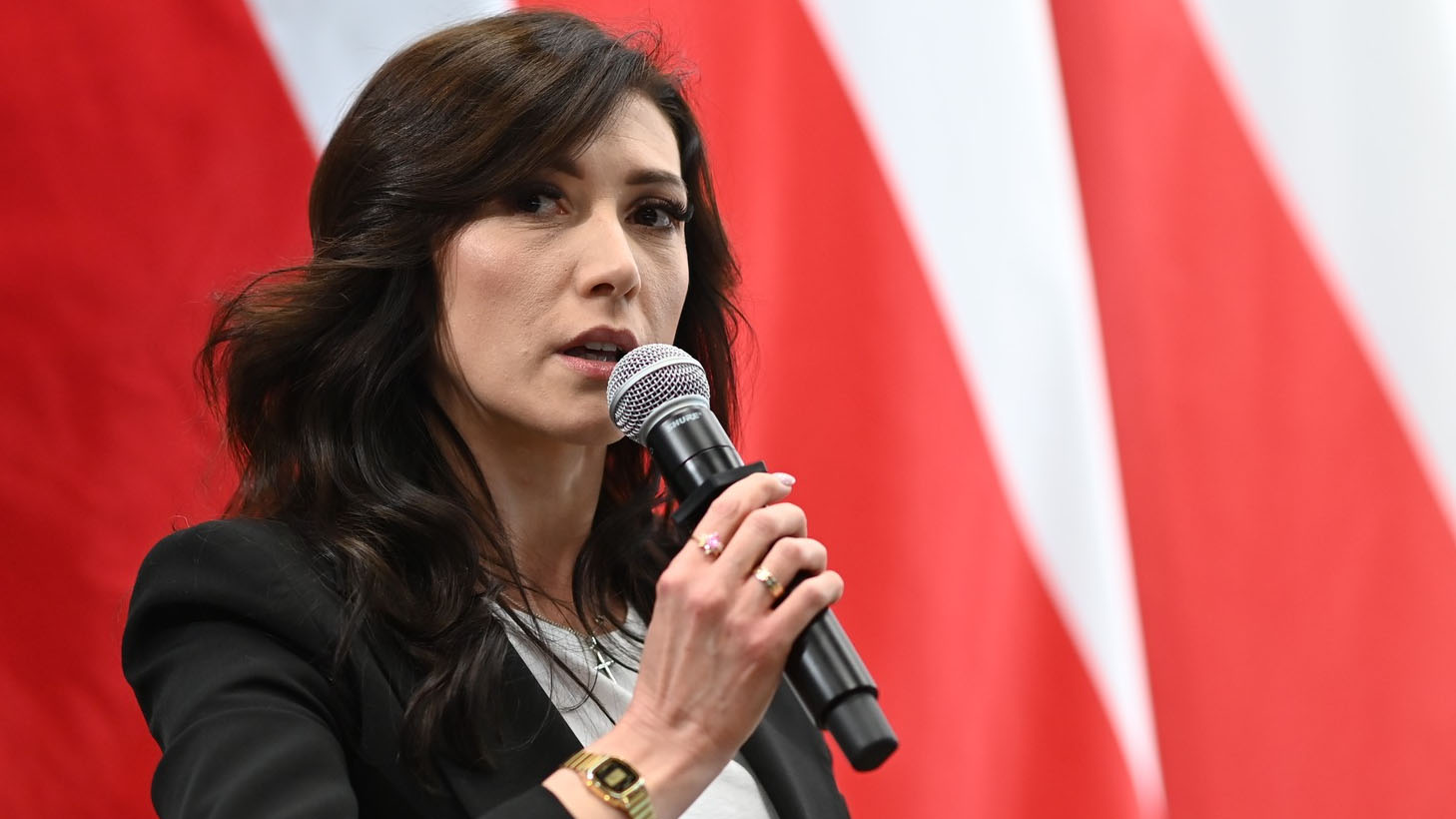 Trzeba skończyć z finansowaniem skorumpowanej i niewdzięcznej Ukrainy za nic!