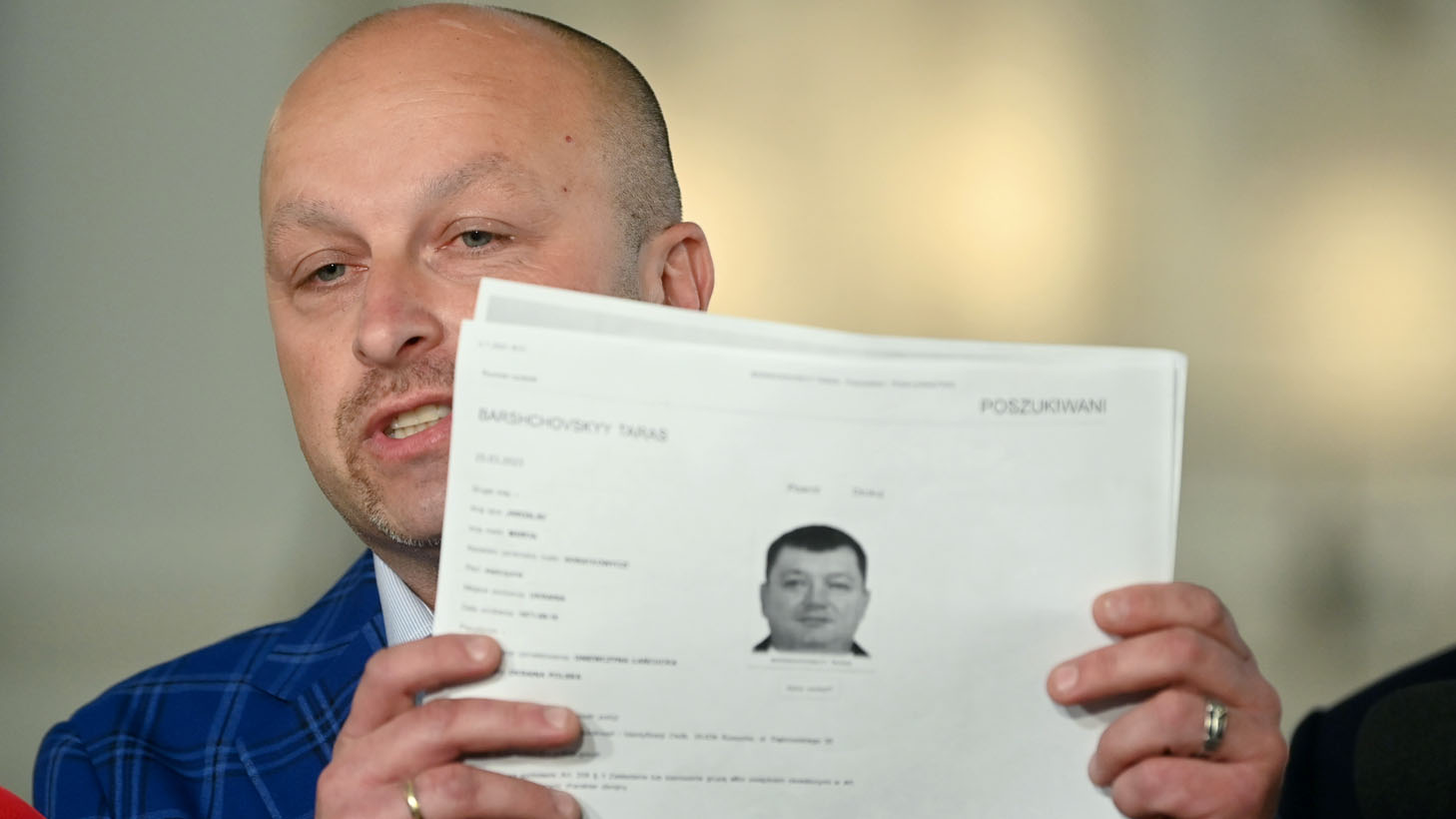 Ukrainian oligarch hunted by a letter of persecution continues to do business in Poland!